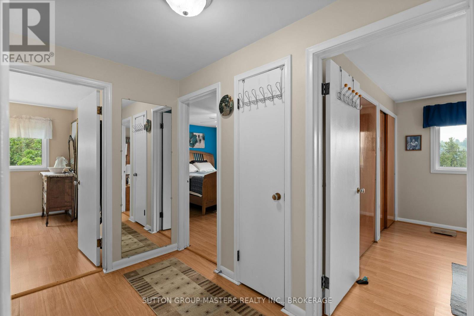 4667 Clearwater Road S, Frontenac (Frontenac South), Ontario  K0H 2T0 - Photo 27 - X12525214