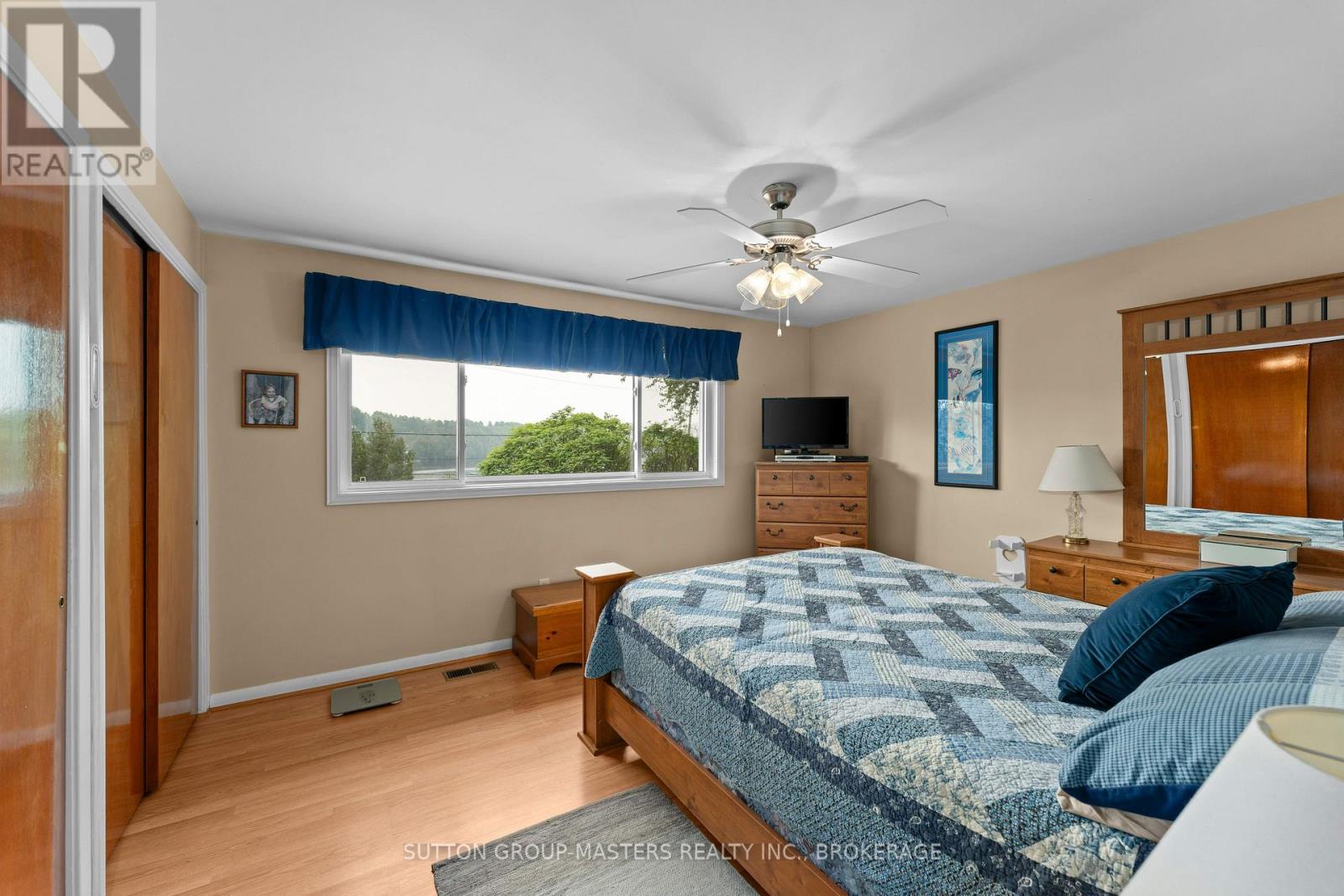 4667 Clearwater Road S, Frontenac (Frontenac South), Ontario  K0H 2T0 - Photo 31 - X12525214