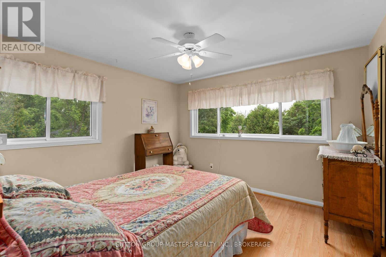 4667 Clearwater Road S, Frontenac (Frontenac South), Ontario  K0H 2T0 - Photo 35 - X12525214