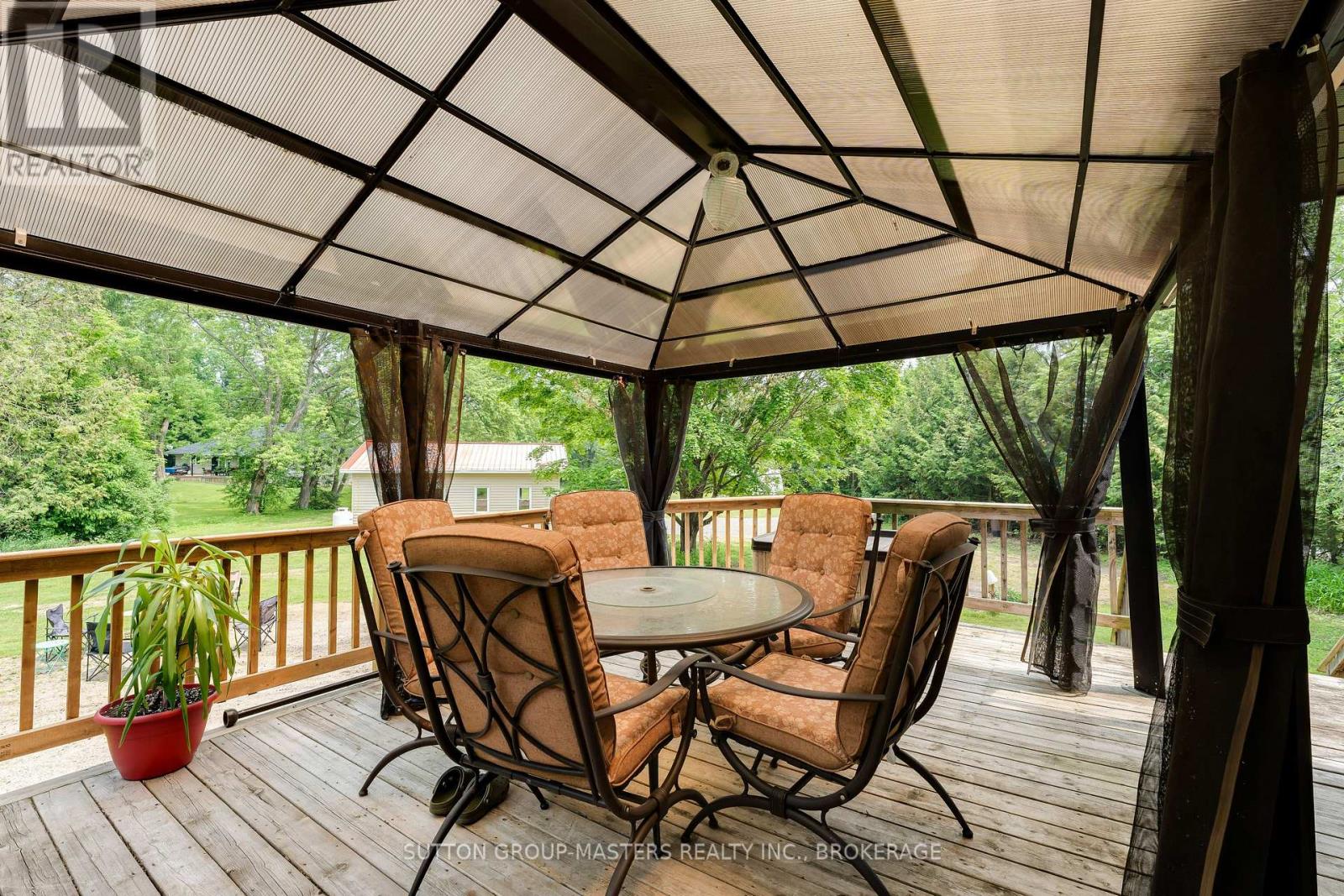 4667 Clearwater Road S, Frontenac (Frontenac South), Ontario  K0H 2T0 - Photo 37 - X12525214