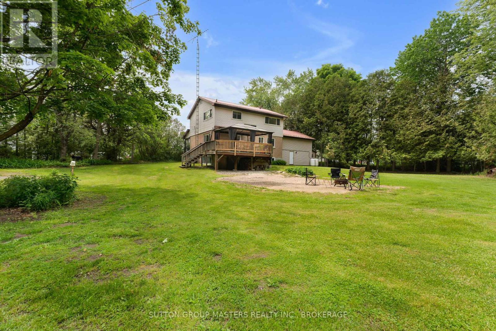 4667 Clearwater Road S, Frontenac (Frontenac South), Ontario  K0H 2T0 - Photo 38 - X12525214