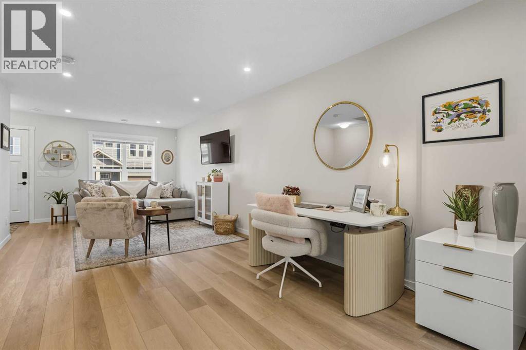 Property at 253 Cranbrook Square SE image 3