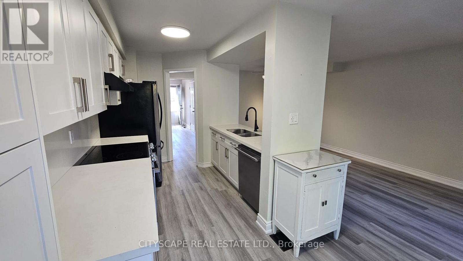 Unit 5 - 1485 Torrington Drive, Mississauga, Ontario  L5V 1Y3 - Photo 12 - W12525132