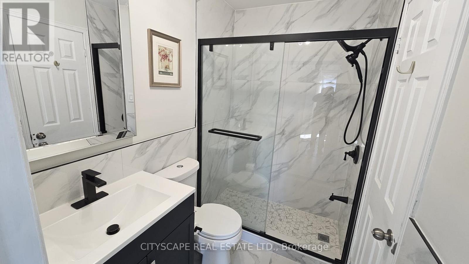 Unit 5 - 1485 Torrington Drive, Mississauga, Ontario  L5V 1Y3 - Photo 15 - W12525132