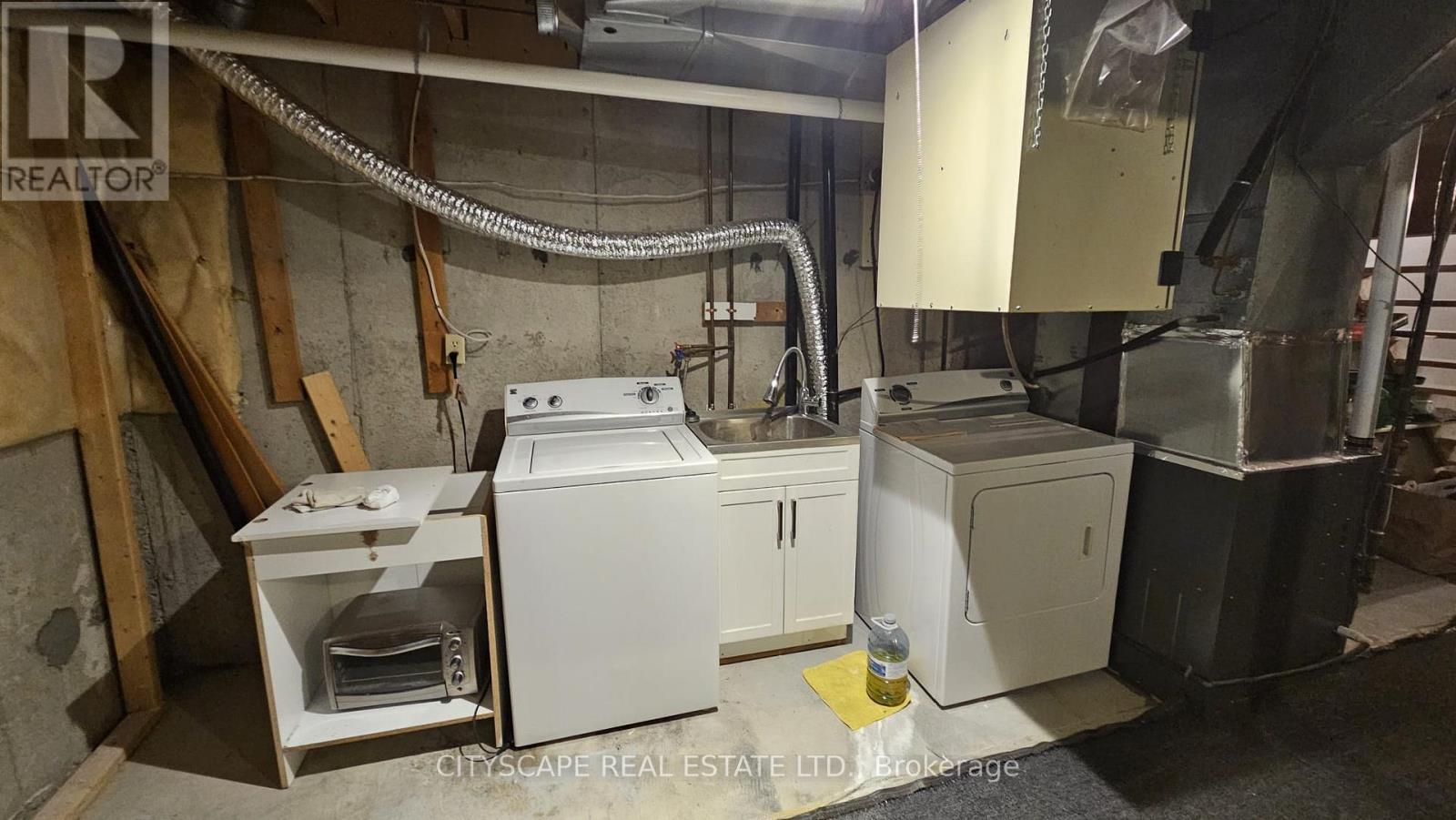 Unit 5 - 1485 Torrington Drive, Mississauga, Ontario  L5V 1Y3 - Photo 21 - W12525132