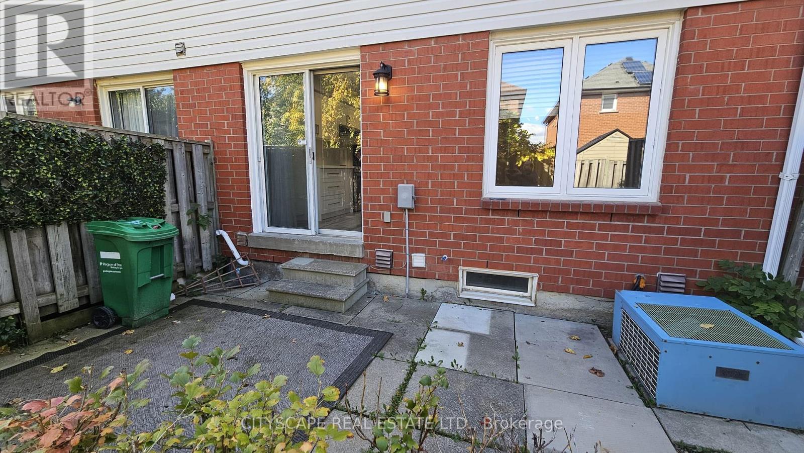 Unit 5 - 1485 Torrington Drive, Mississauga, Ontario  L5V 1Y3 - Photo 24 - W12525132