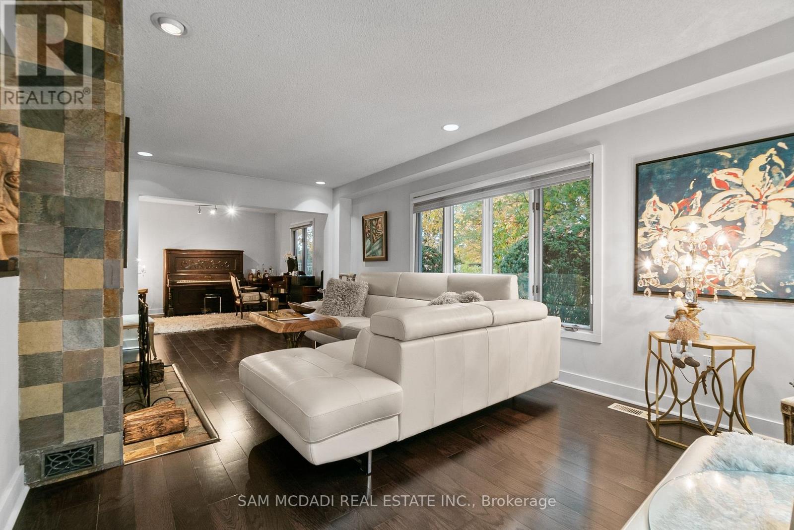 988 Tennyson Avenue, Mississauga, Ontario  L5H 2Z1 - Photo 28 - W12525148