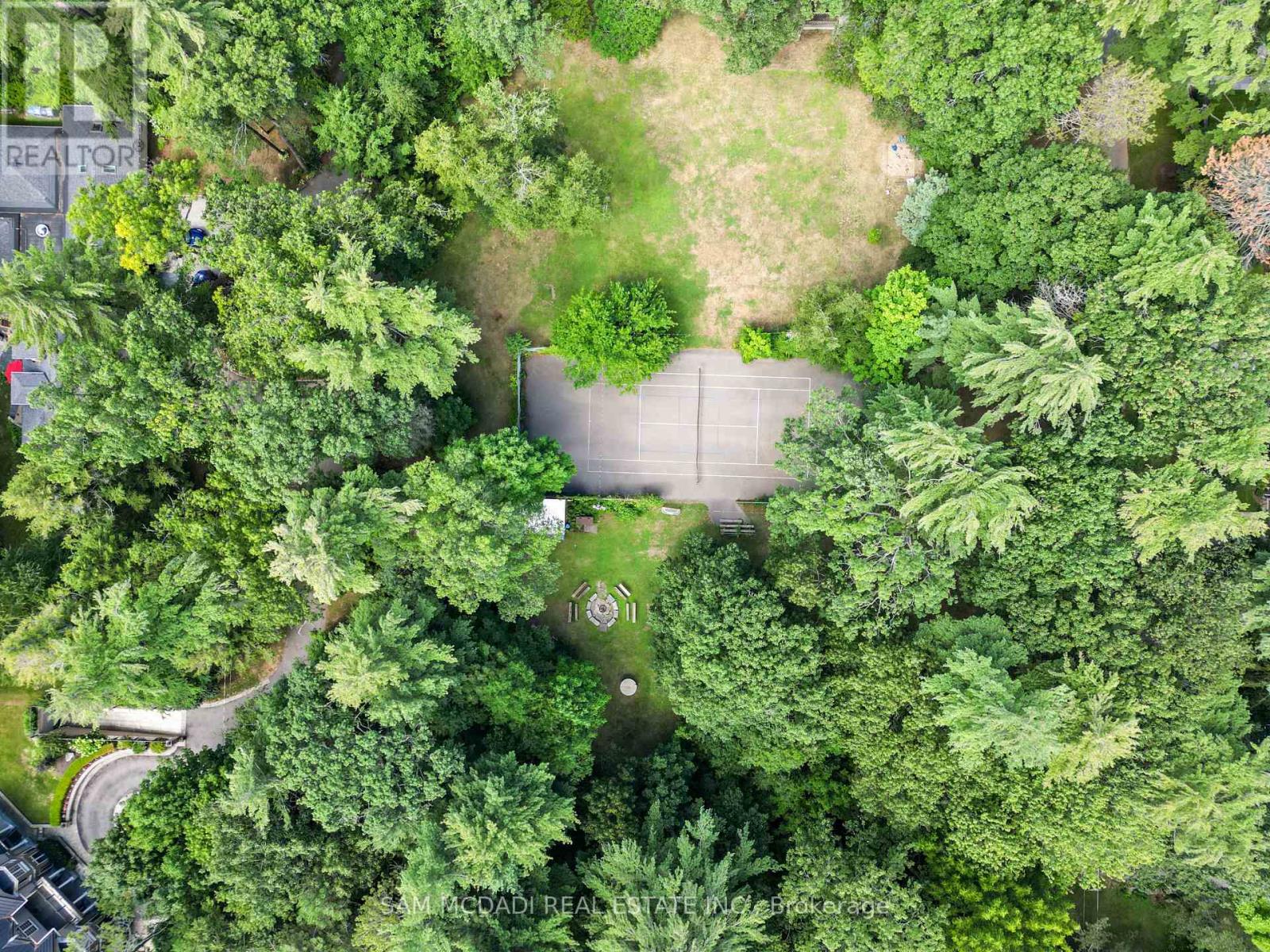 988 Tennyson Avenue, Mississauga, Ontario  L5H 2Z1 - Photo 43 - W12525148