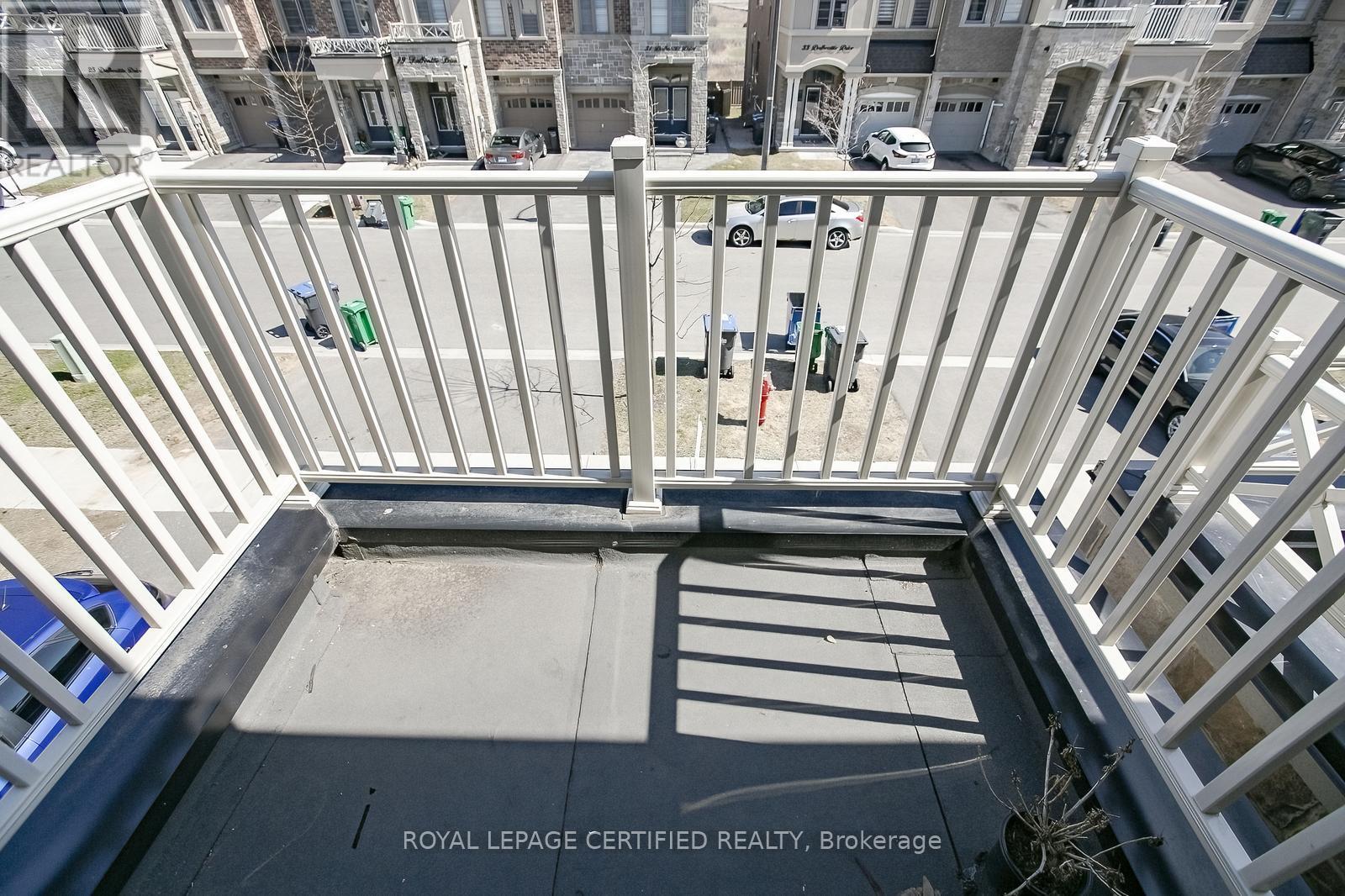 32 Dalbeattie Drive, Brampton, Ontario  L6Y 6H6 - Photo 37 - W12525152