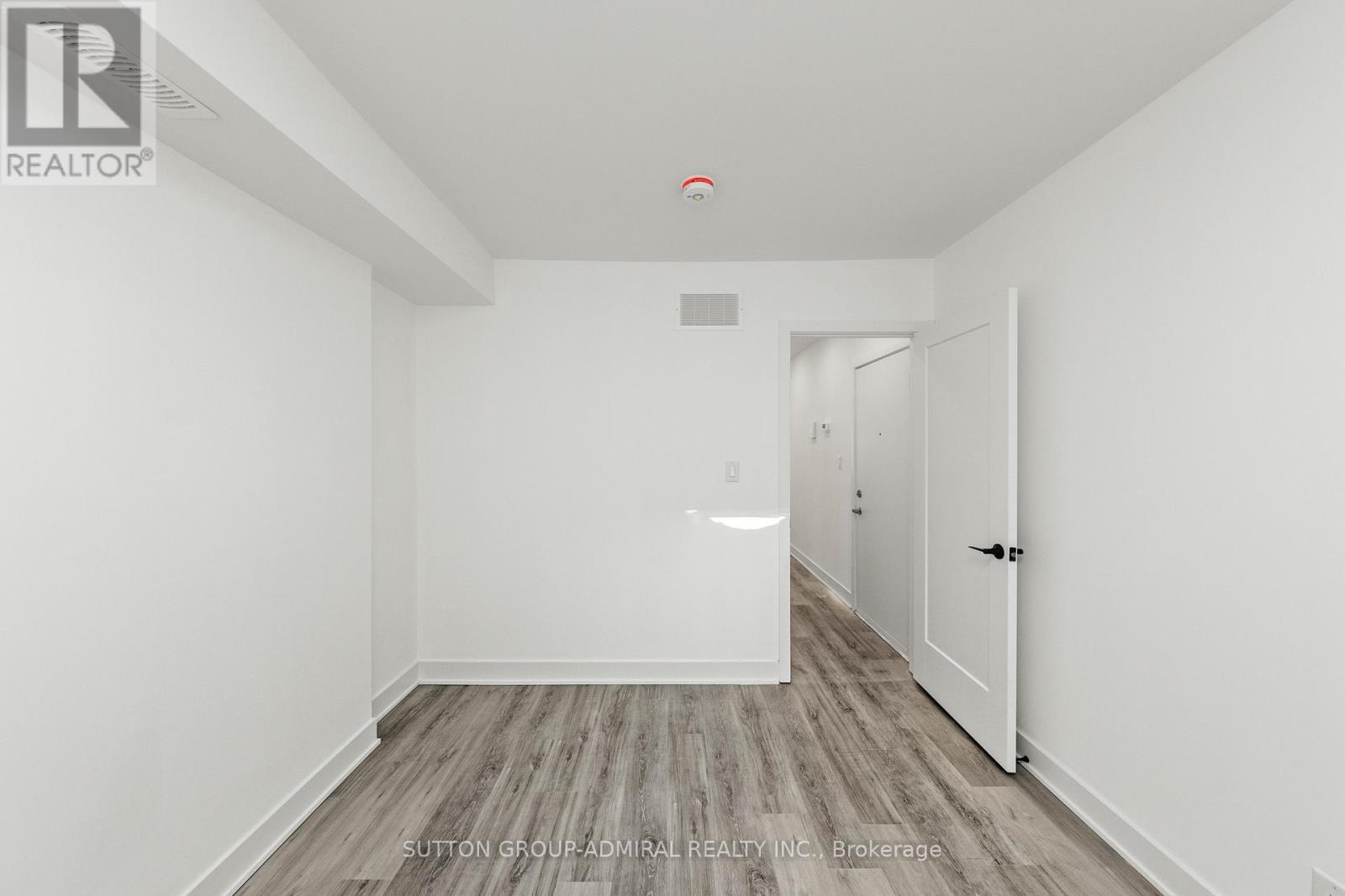 1 - 1305 St Clair Avenue W, Toronto, Ontario  M6E 1C2 - Photo 10 - W12525154