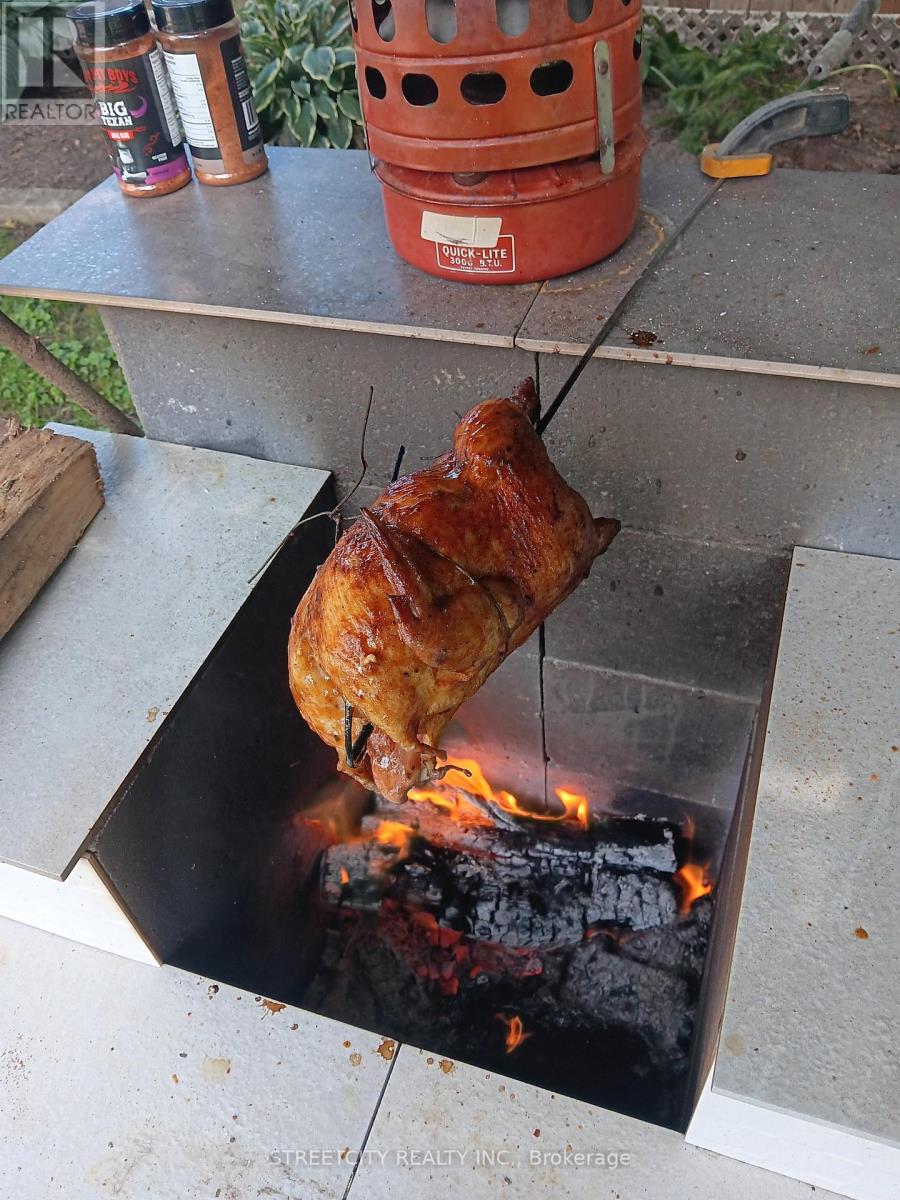 156 Maple Street, West Elgin, Ontario  N0L 2C0 - Photo 39 - X12525242