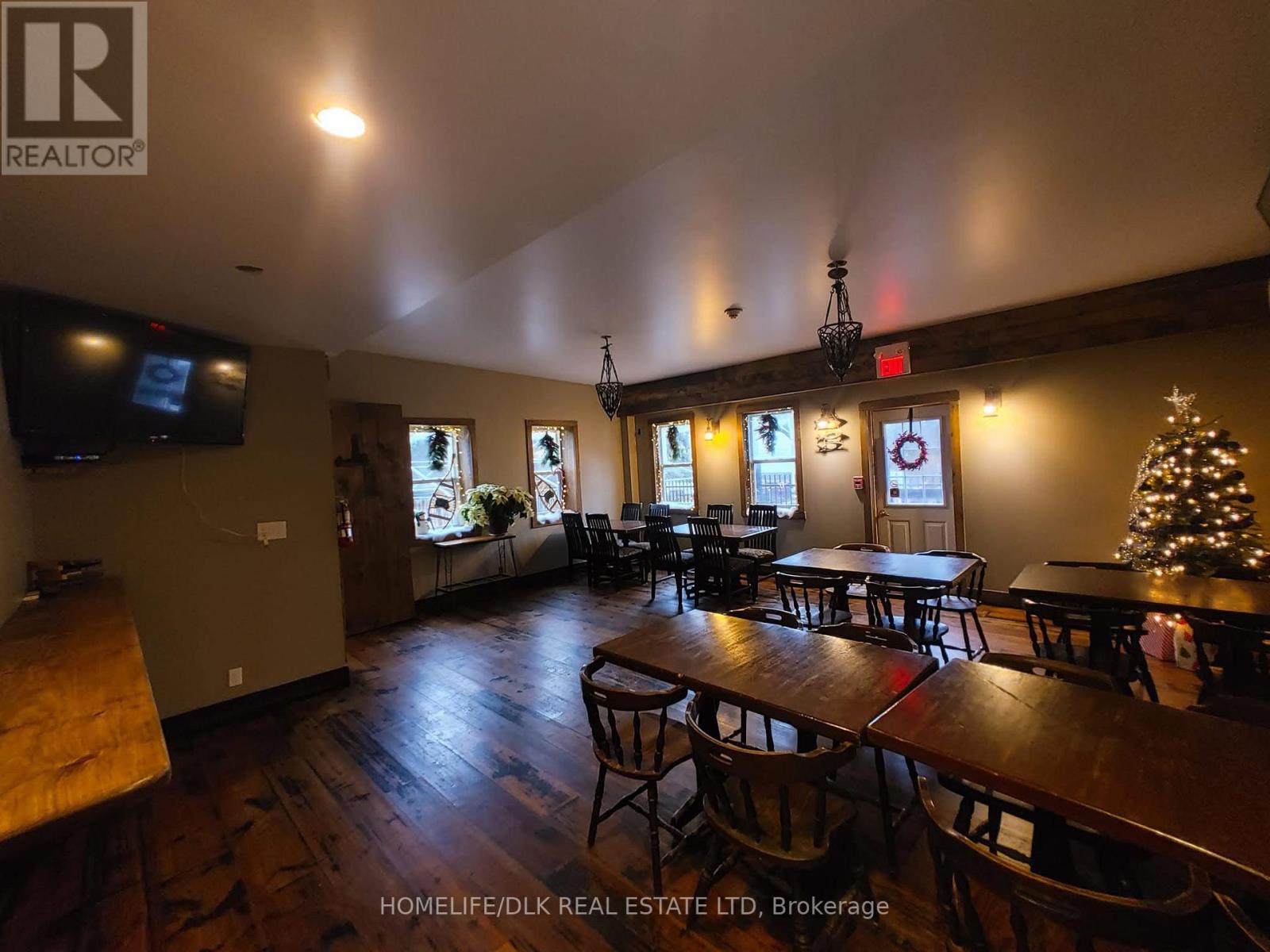 101-109 King Street W, Prescott, Ontario K0E 1T0 - Photo 8 - X12525170