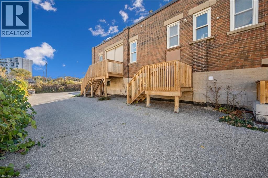 325 Breithaupt Street, Kitchener, Ontario N2H 5H6 - Photo 4 - 40786369