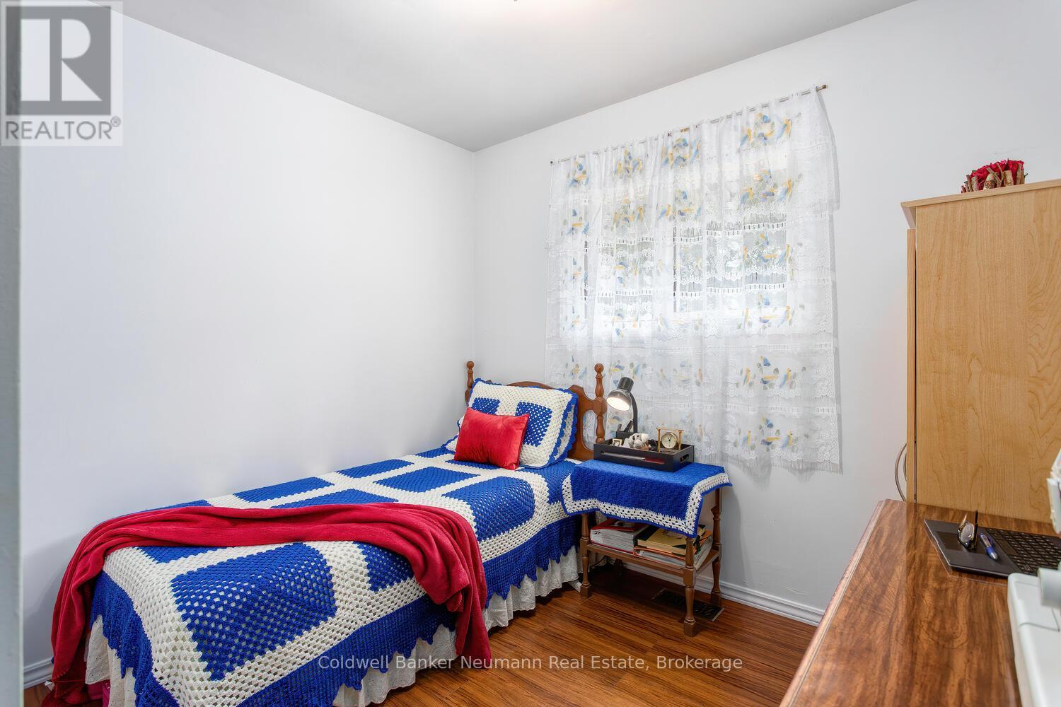 169 Country Club Drive, Guelph, Ontario N1E 3K8 - Photo 18 - X12525236