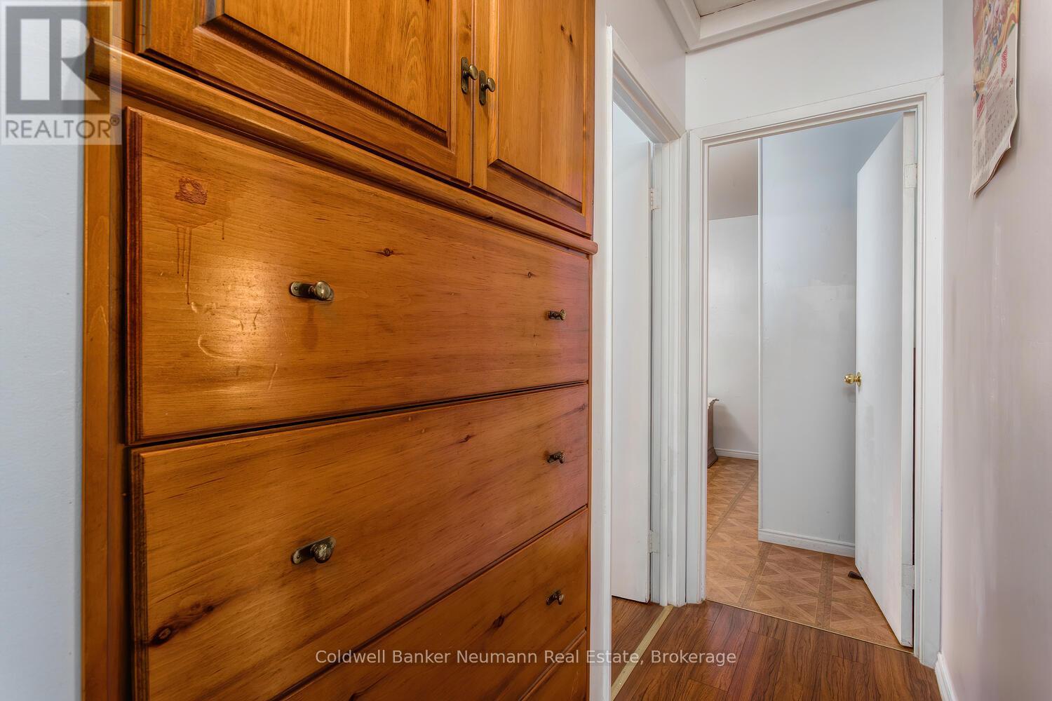 169 Country Club Drive, Guelph, Ontario N1E 3K8 - Photo 22 - X12525236