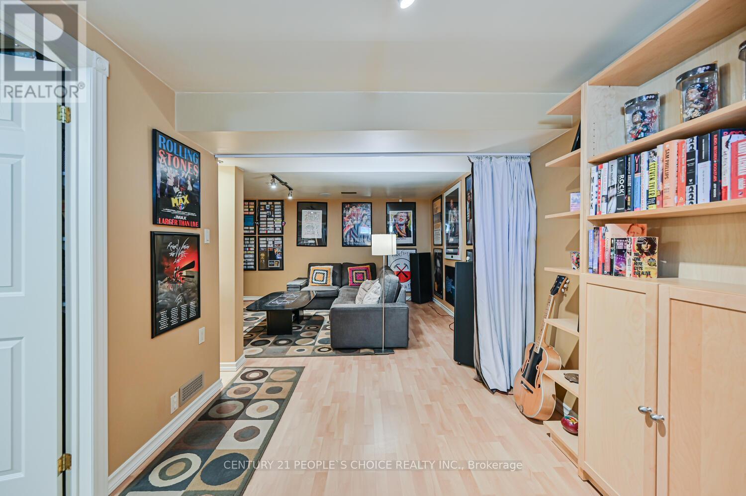 2 Fontaine Court, Brampton (Southgate), Ontario  L6T 3J2 - Photo 44 - W12524770