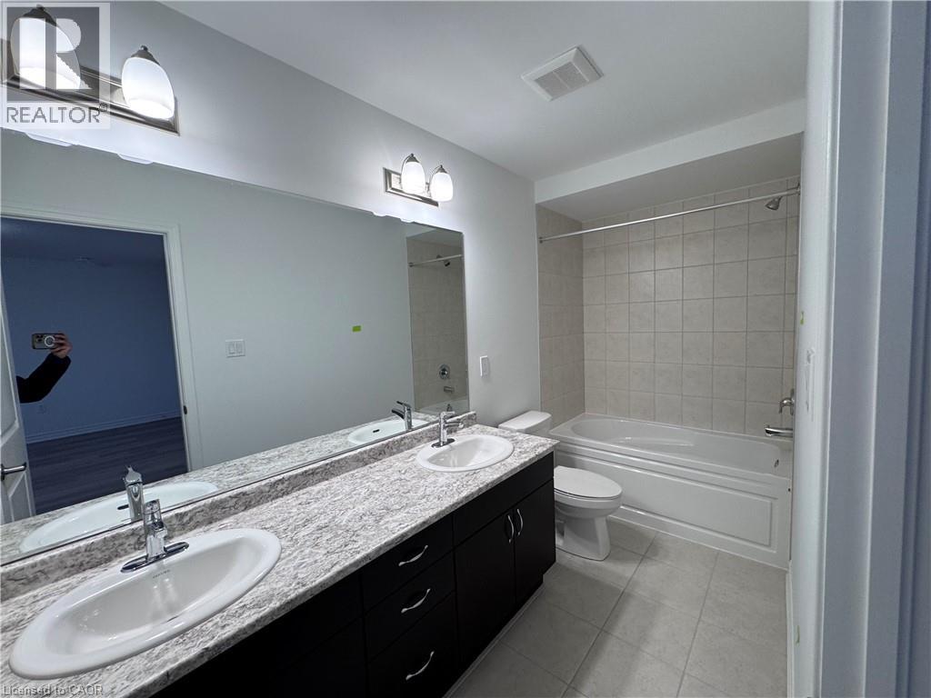 155 Stamson Street, Kitchener, Ontario  N2R 0V2 - Photo 11 - 40786786