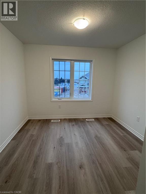 155 Stamson Street, Kitchener, Ontario  N2R 0V2 - Photo 14 - 40786786