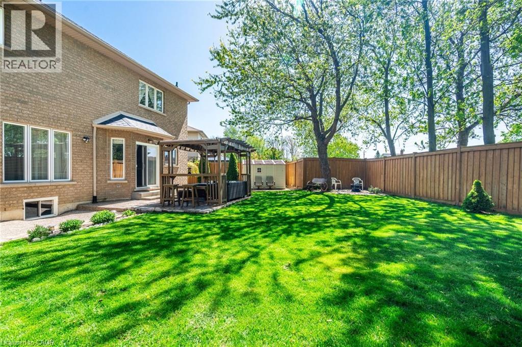 24 Edgecroft Crescent, Stoney Creek, Ontario  L8J 3Y6 - Photo 43 - 40786762