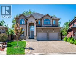 24 EDGECROFT Crescent, Stoney Creek, Ontario