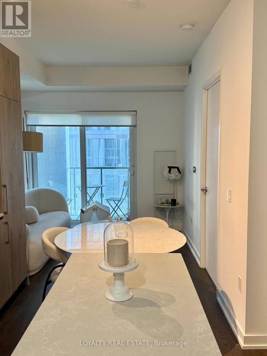 801 - 1 Yorkville Avenue, Toronto, Ontario  M4W 0B1 - Photo 7 - C12525224