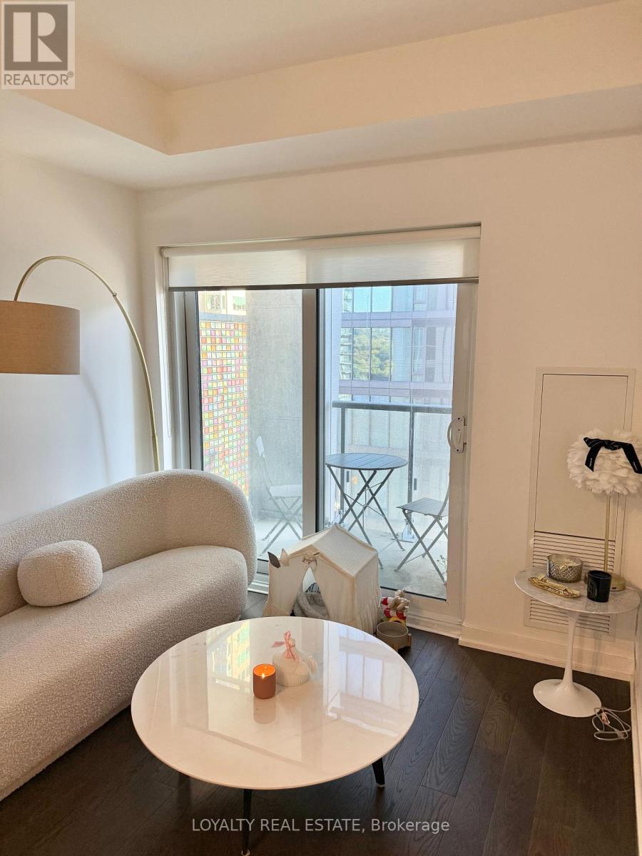 801 - 1 Yorkville Avenue, Toronto, Ontario  M4W 0B1 - Photo 8 - C12525224