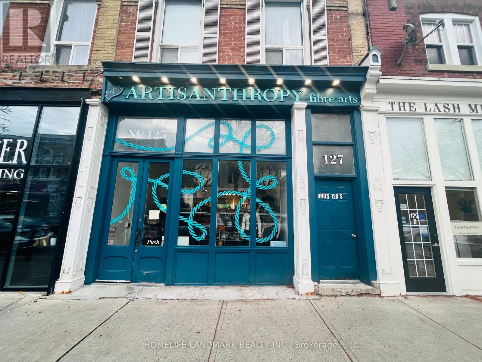 125 BROCK STREET S, Whitby, Ontario