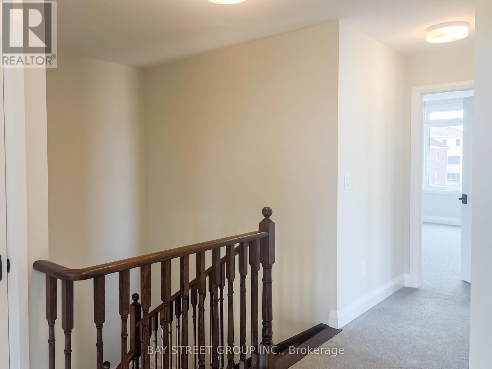 993 Crowsnest Hollow, Pickering, Ontario  L1X 0P4 - Photo 14 - E12525220