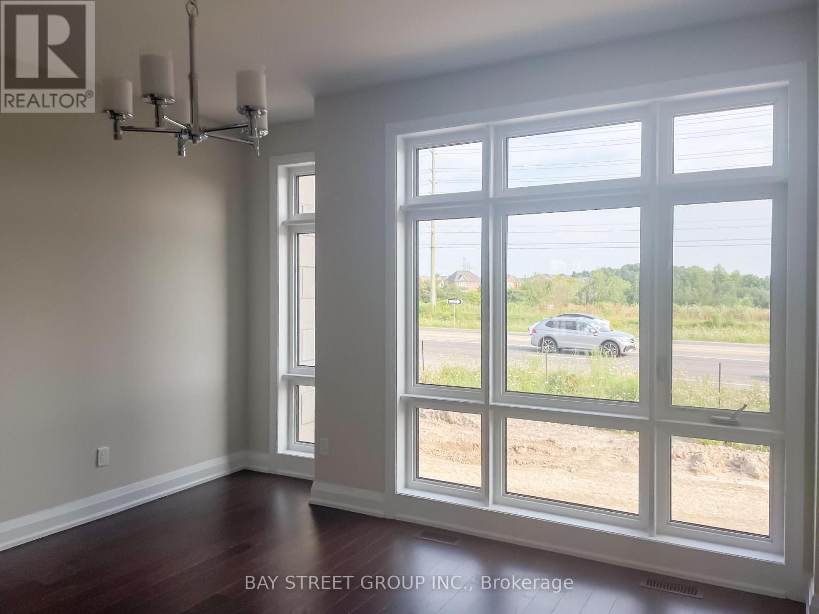 993 Crowsnest Hollow, Pickering, Ontario  L1X 0P4 - Photo 3 - E12525220