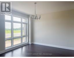 993 CROWSNEST HOLLOW, Pickering, Ontario