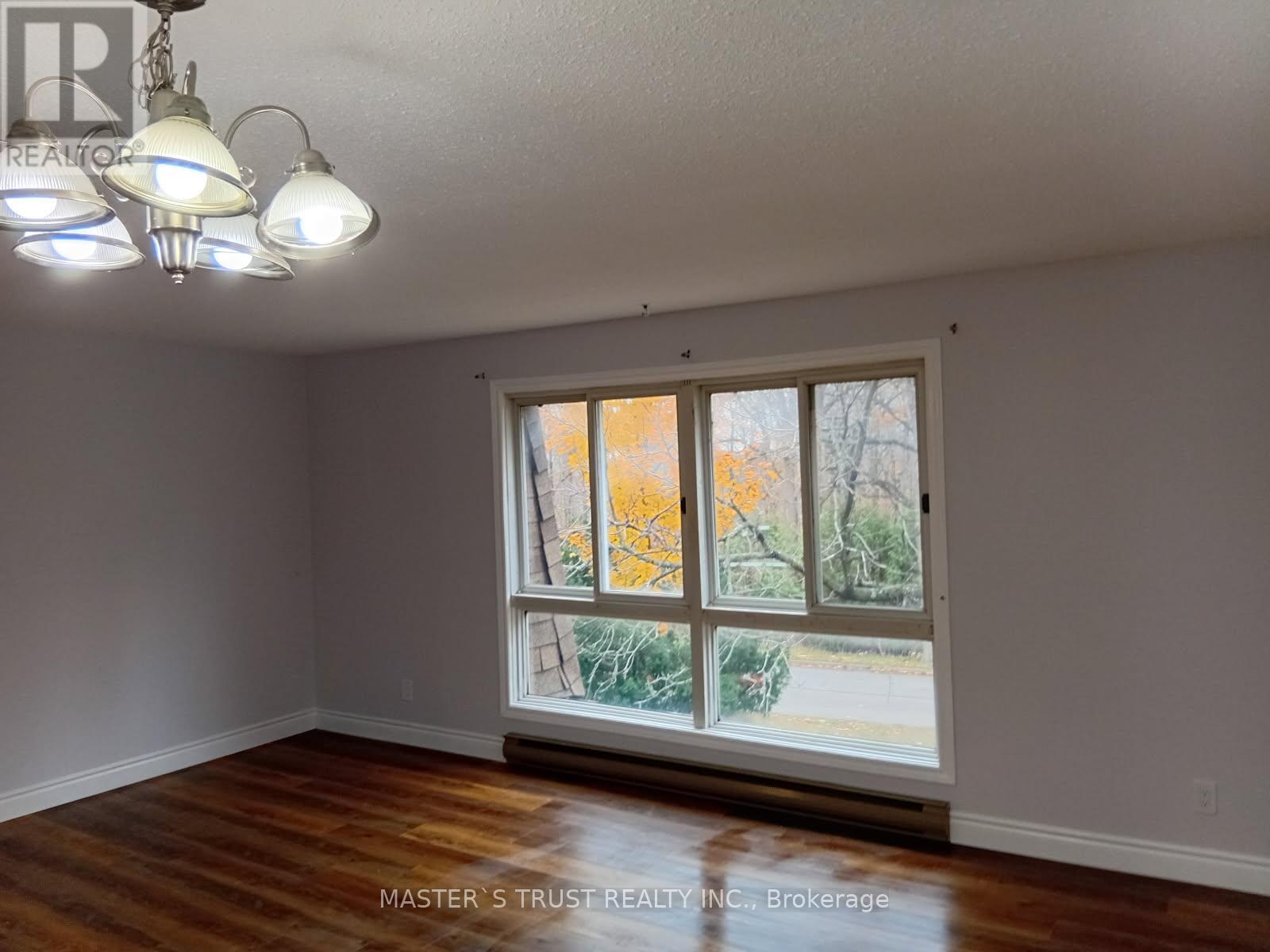 3 - 190 Borland Street E, Orillia, Ontario  L3V 2C3 - Photo 3 - S12525258