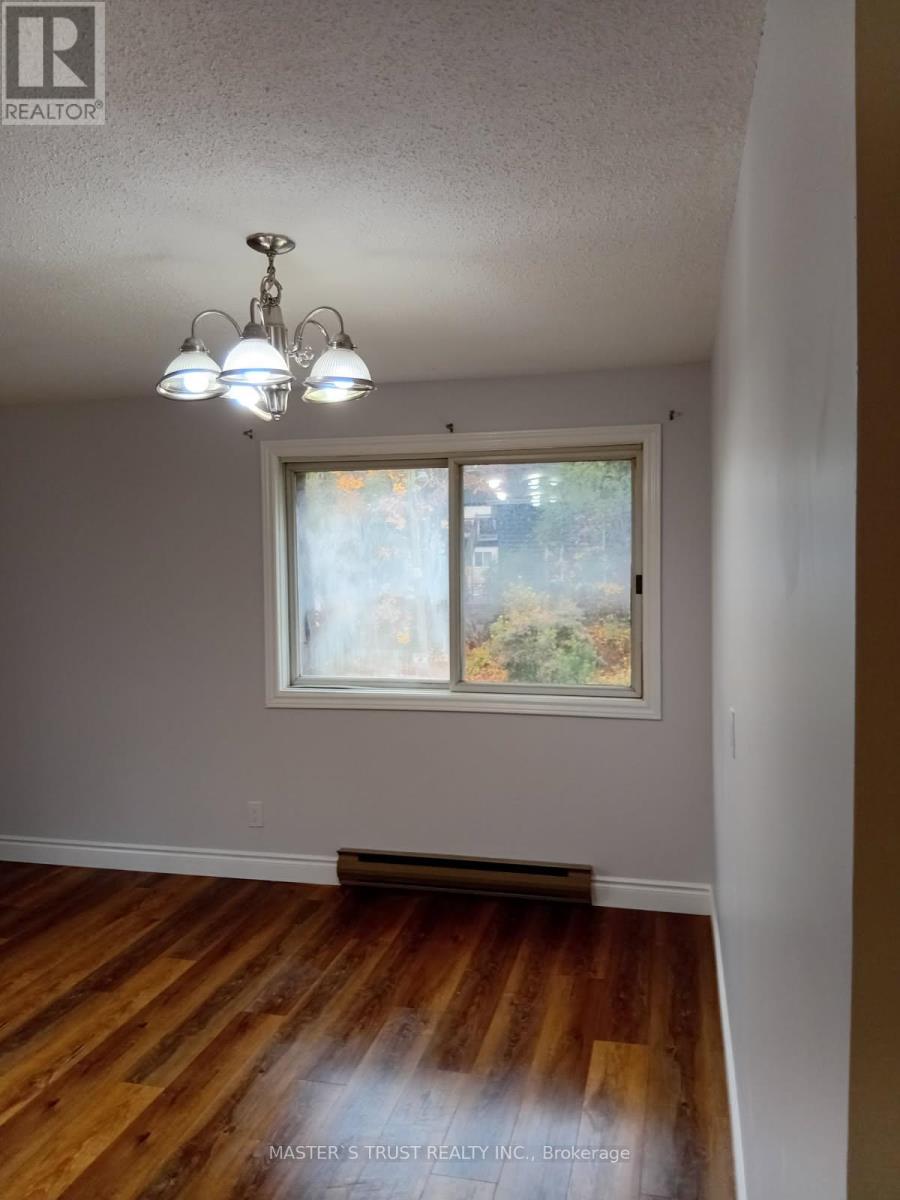 3 - 190 Borland Street E, Orillia, Ontario  L3V 2C3 - Photo 5 - S12525258