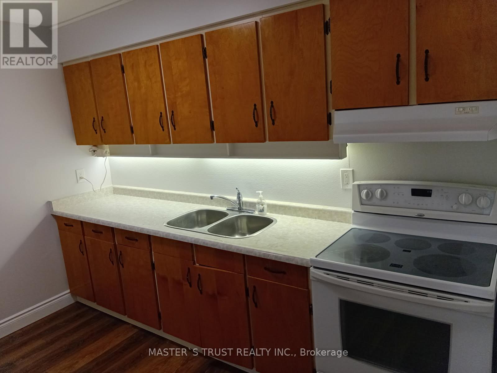 3 - 190 Borland Street E, Orillia, Ontario  L3V 2C3 - Photo 8 - S12525258