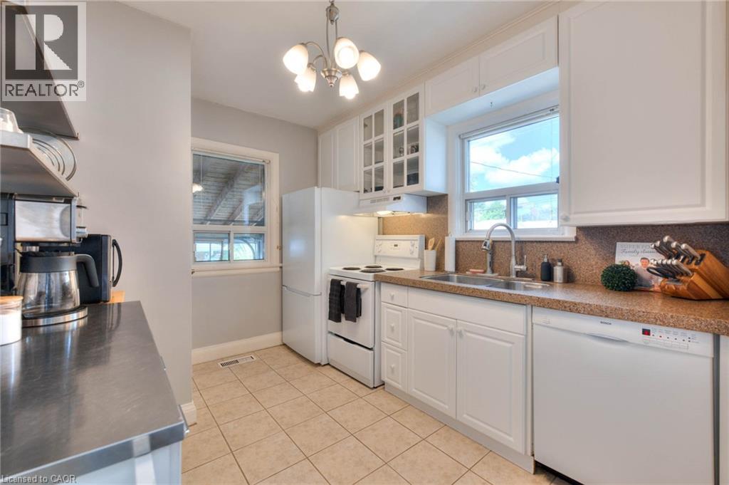 577 Stirling Avenue S, Kitchener, Ontario  N2M 3J5 - Photo 14 - 40766276