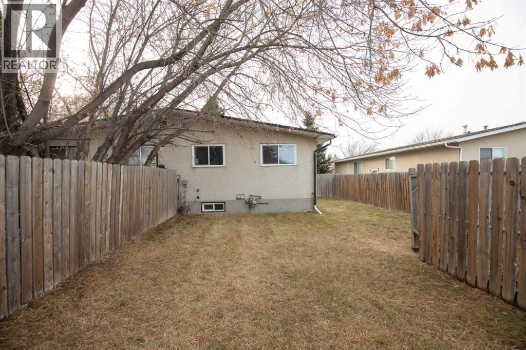 40 Wells Street, Red Deer, Alberta  T4N 5Y3 - Photo 6 - A2268634