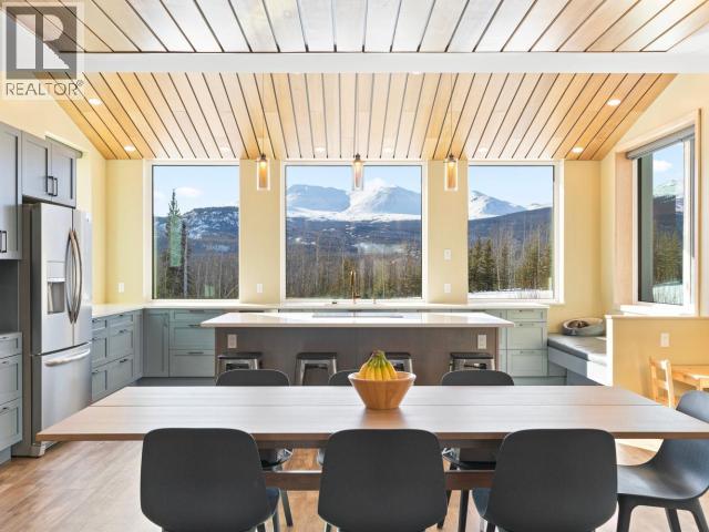 84 ORION CRESCENT, Whitehorse North, Yukon