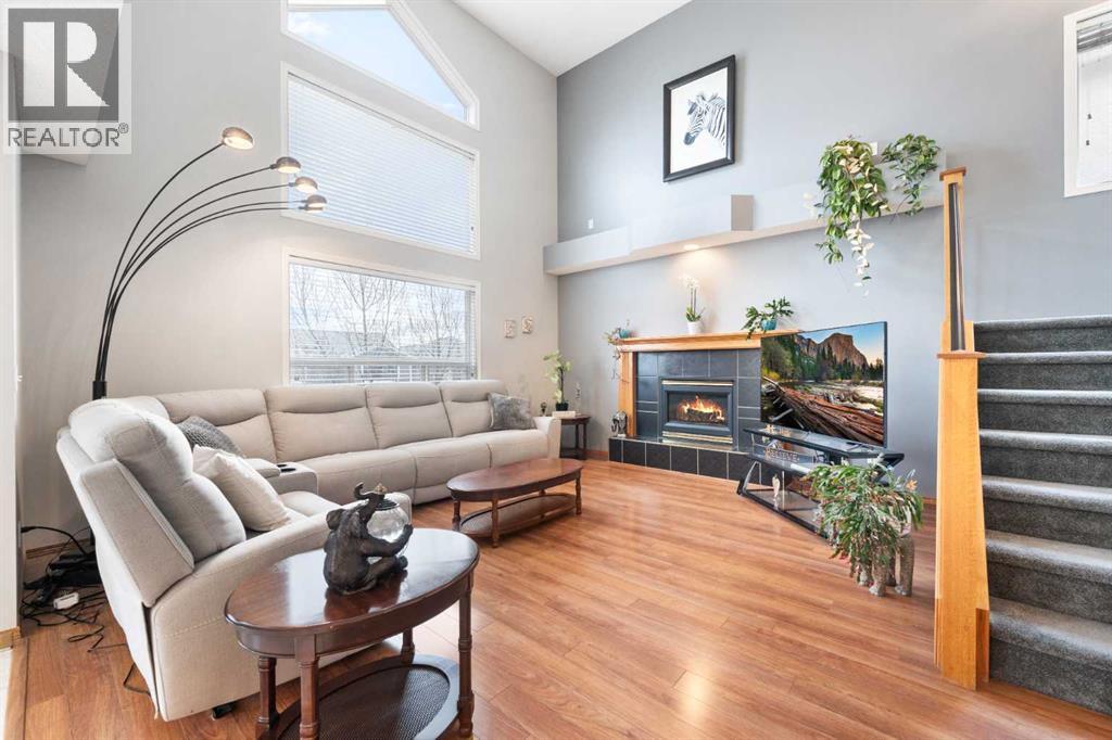 42 Harvest Grove Close Ne, Calgary, Alberta  T3K 4T7 - Photo 3 - A2269515