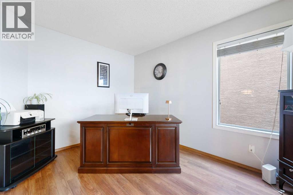 42 Harvest Grove Close Ne, Calgary, Alberta  T3K 4T7 - Photo 6 - A2269515