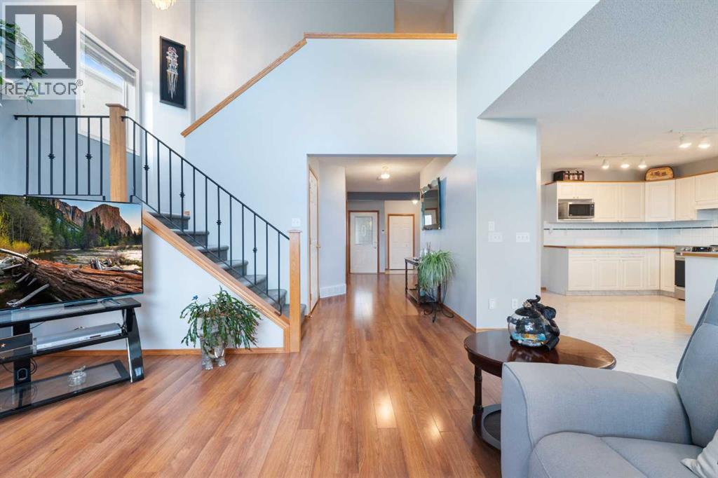 42 Harvest Grove Close Ne, Calgary, Alberta  T3K 4T7 - Photo 4 - A2269515