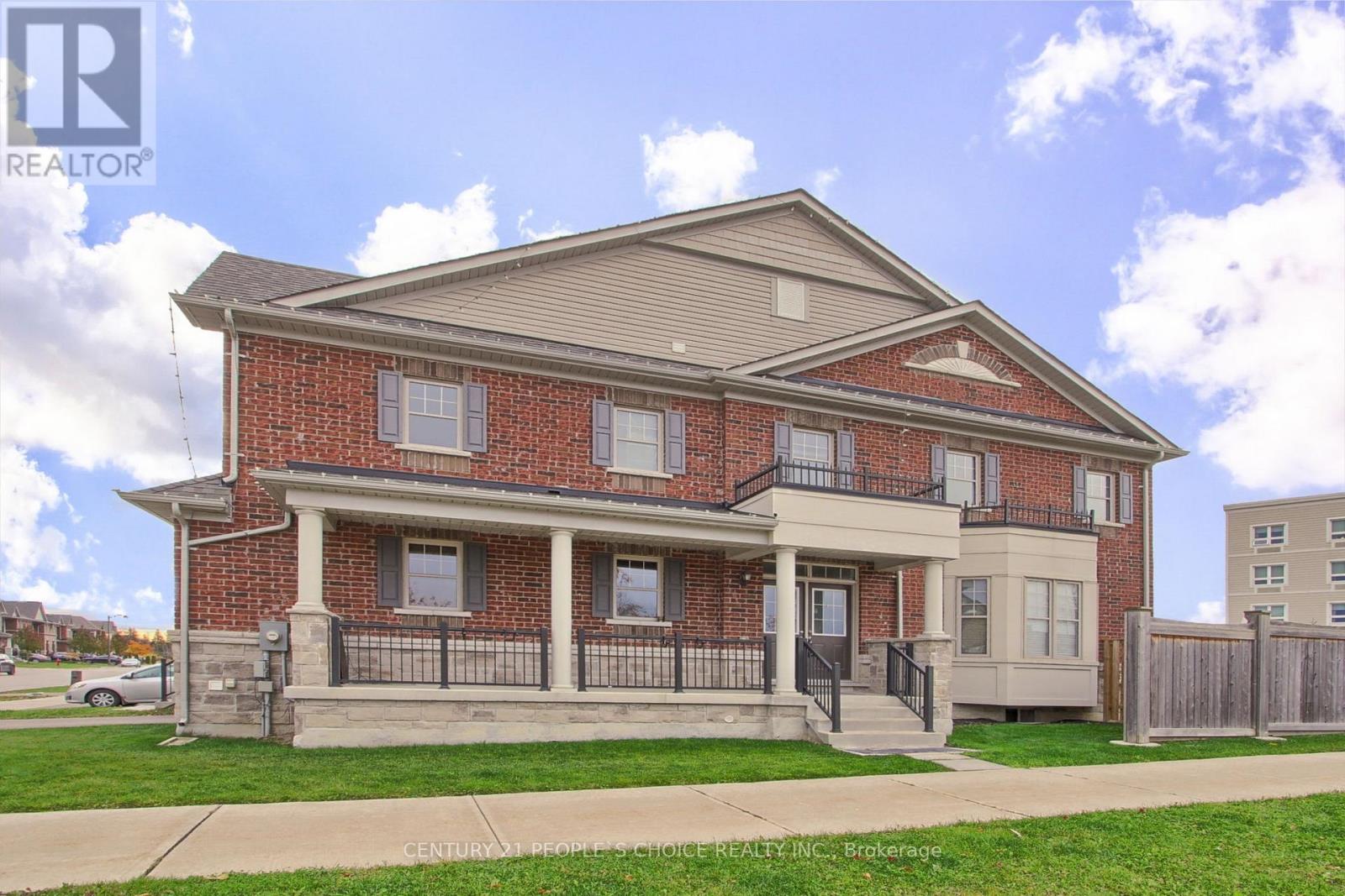 102 Morra Avenue, Caledon, Ontario  L0J 1C0 - Photo 2 - W12525164