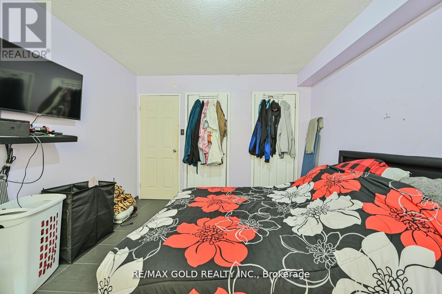 403 - 21 Knightsbridge Road, Brampton, Ontario  L6T 3Y1 - Photo 18 - W12525176