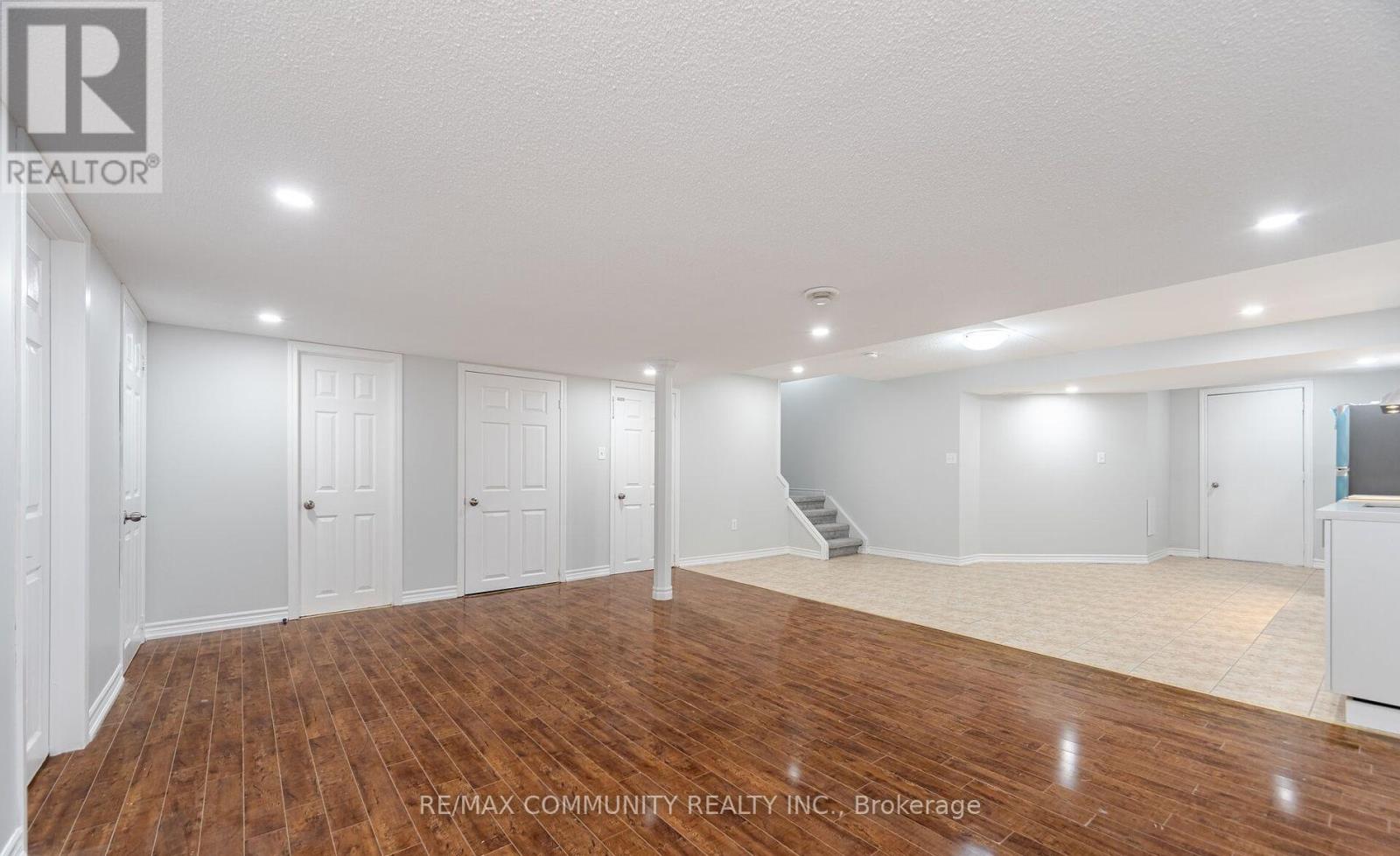 Lower - 53 Hoyle Drive W, Brampton, Ontario  L6P 1T5 - Photo 5 - W12525218