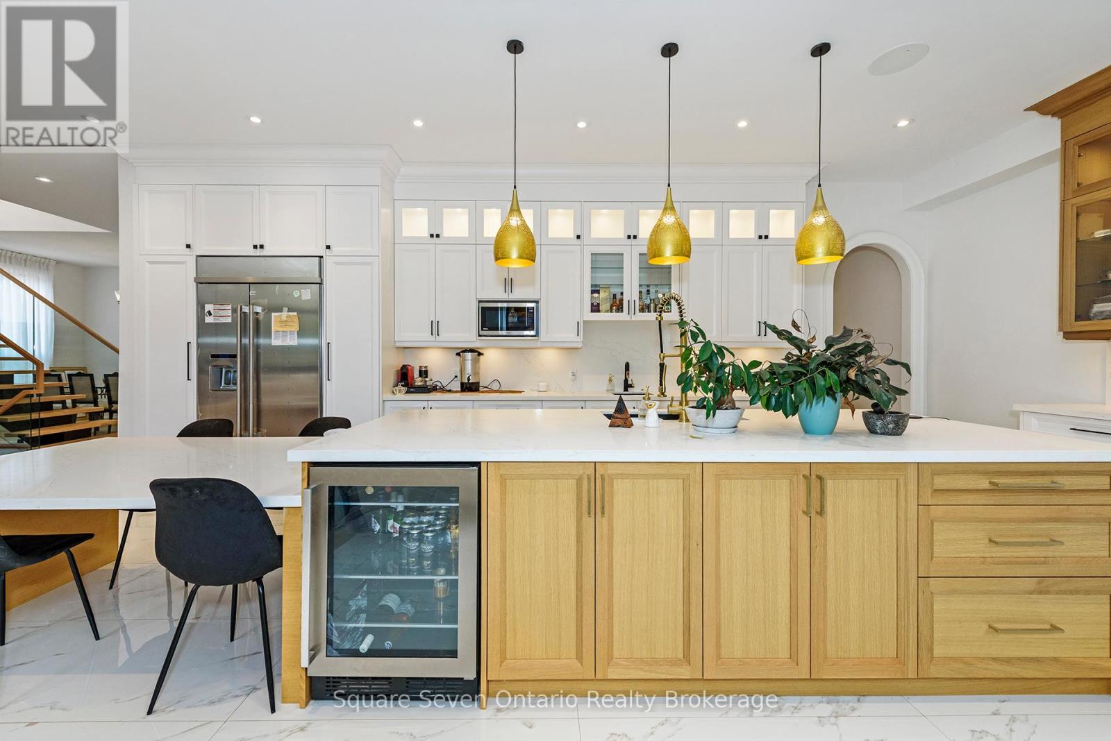 518 Sherin Drive, Oakville, Ontario  L6L 4J8 - Photo 15 - W12525248