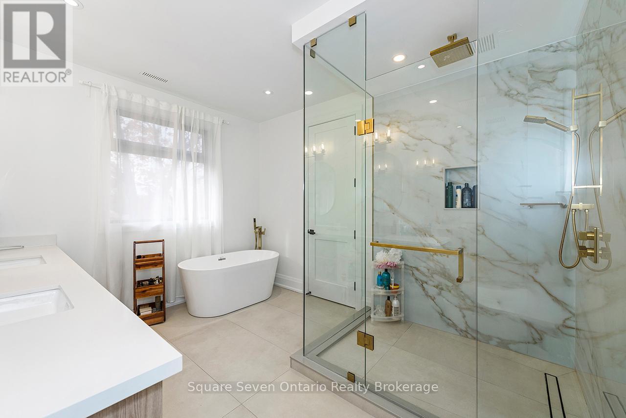 518 Sherin Drive, Oakville, Ontario  L6L 4J8 - Photo 17 - W12525248