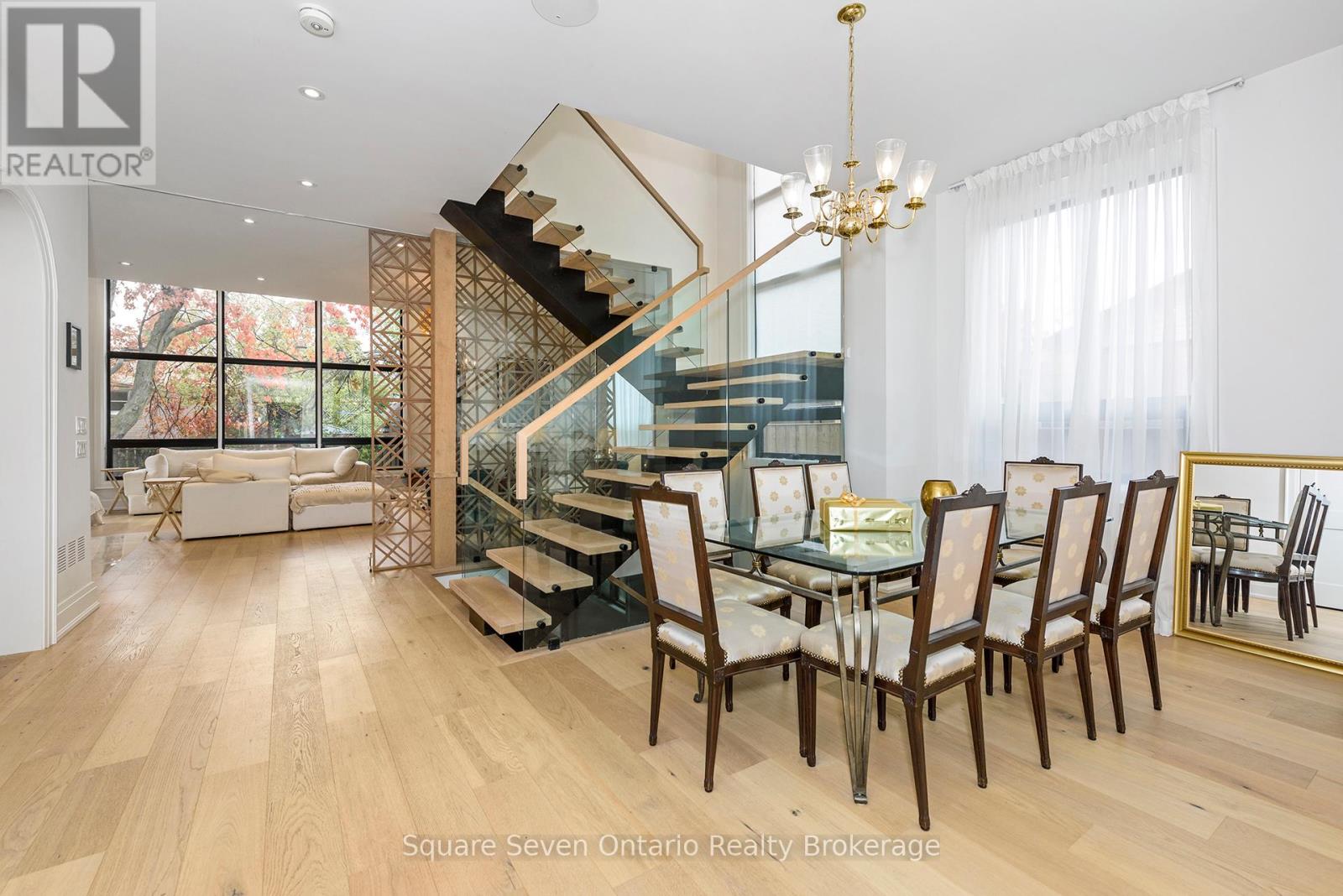 518 Sherin Drive, Oakville, Ontario  L6L 4J8 - Photo 19 - W12525248