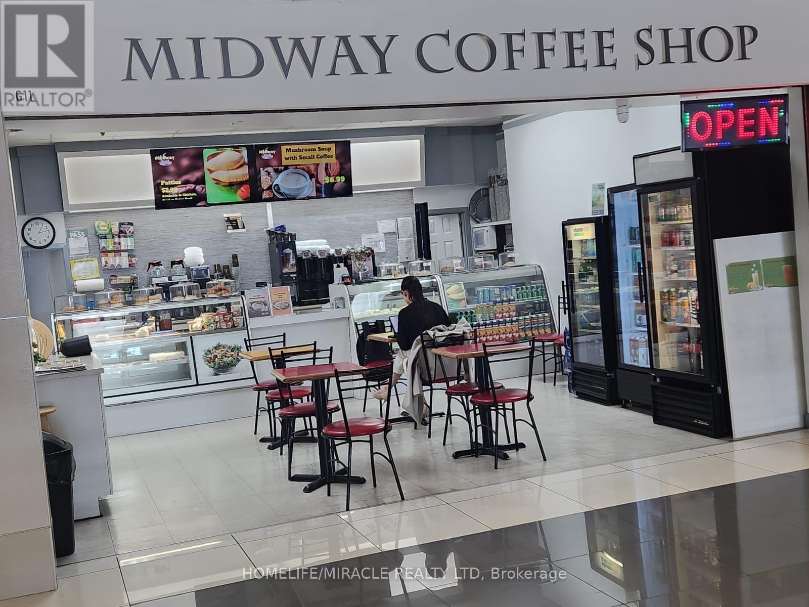 G11 - 2340 Dundas Street W, Toronto (High Park North), Ontario  M6P 4A9 - Photo 5 - W12525256