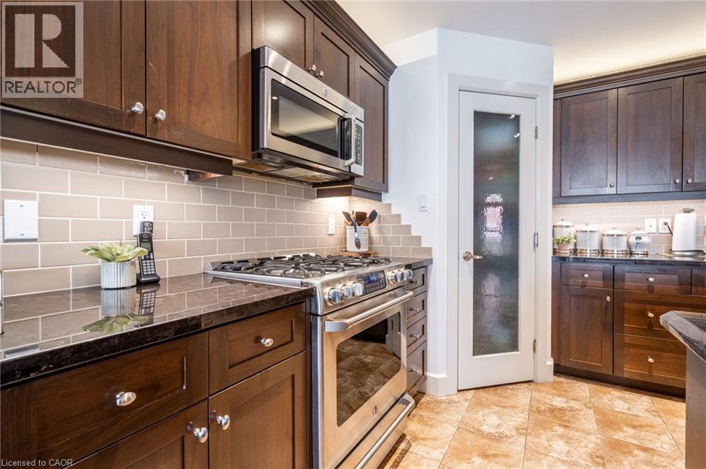 16 Sycamore Crescent, Grimsby, Ontario  L3M 5P7 - Photo 8 - 40772905