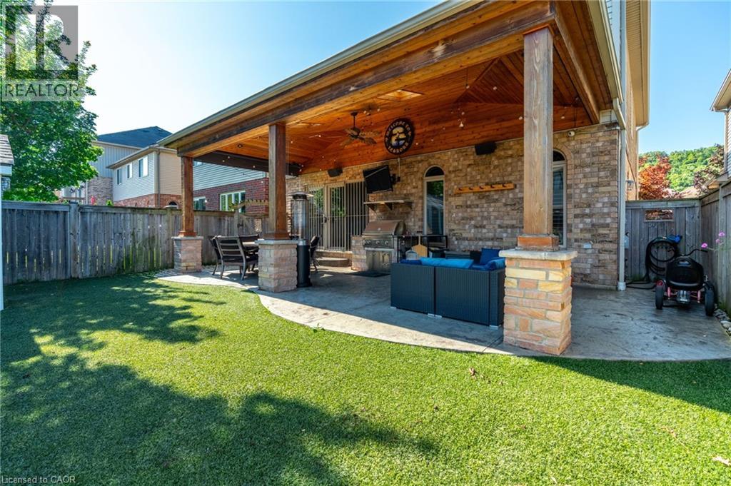 16 Sycamore Crescent, Grimsby, Ontario  L3M 5P7 - Photo 38 - 40772905