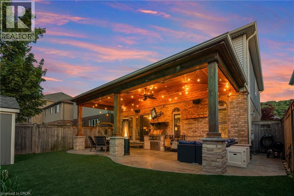 16 Sycamore Crescent, Grimsby, Ontario  L3M 5P7 - Photo 39 - 40772905