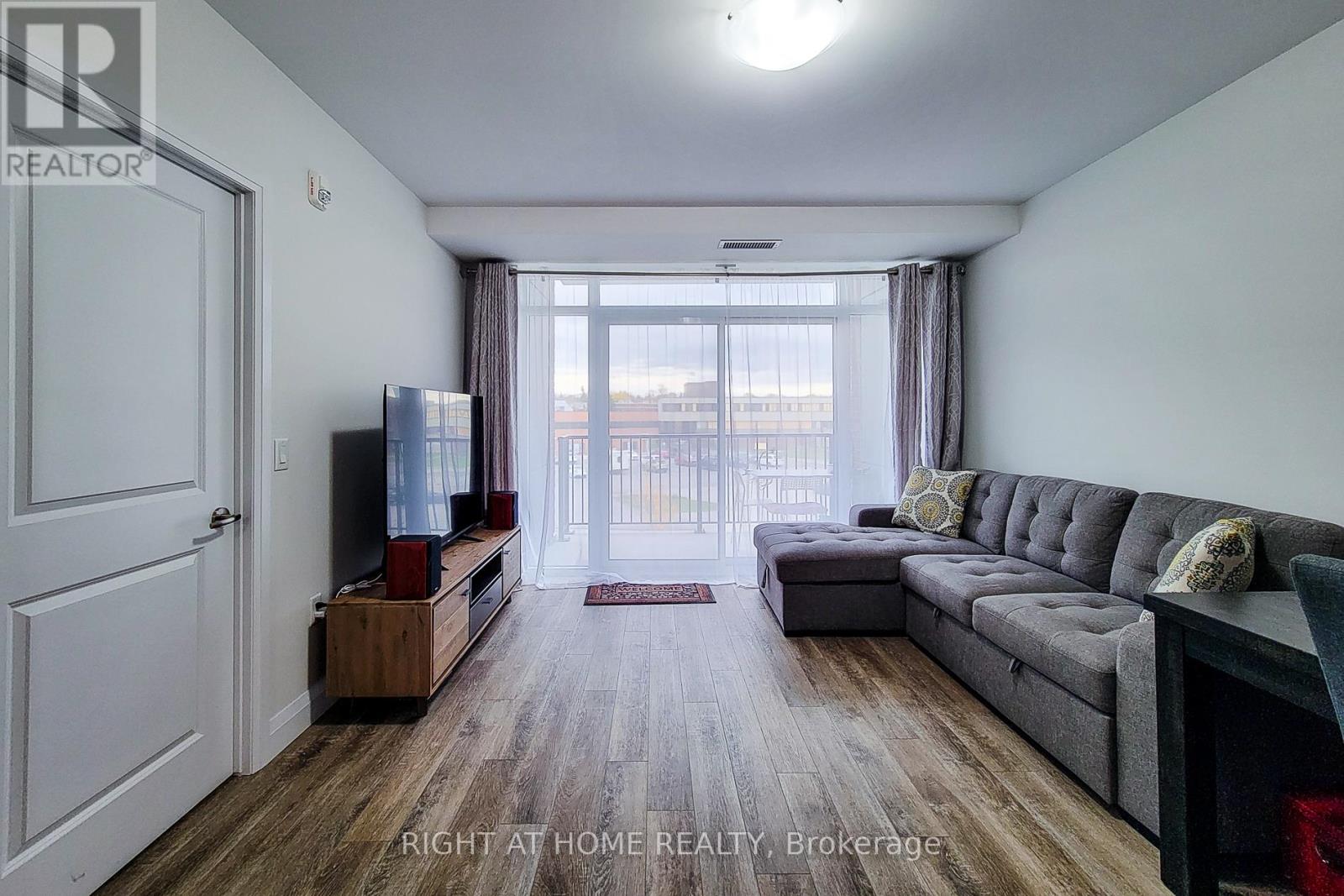 217 - 1 Redfern Avenue, Hamilton, Ontario  L9C 0E6 - Photo 24 - X12525202